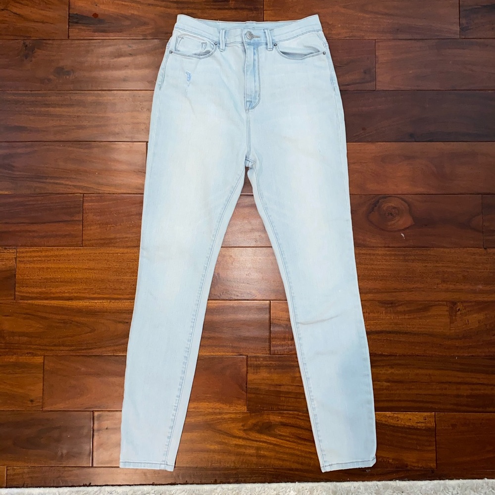 BDG Light Wash Super High Rise Twig Ankle Jeans
